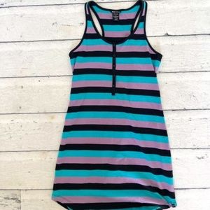 Oakley Women’s Summer Dress Swim Cover Up size Small used Good Condition